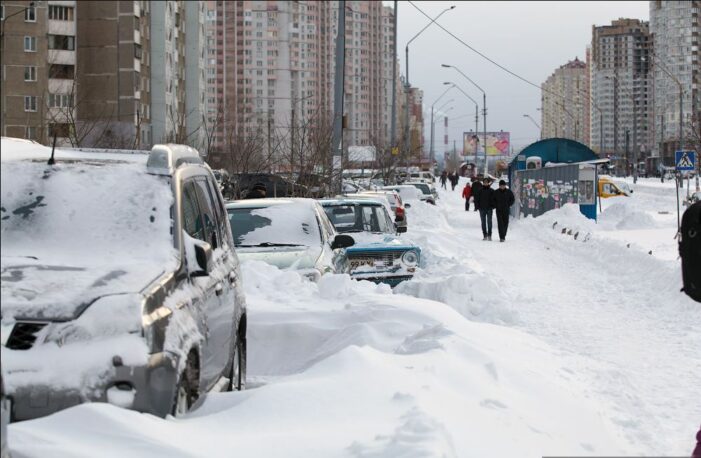 Ukraine Endures Harsh Snowstorm Amidst War Tensions